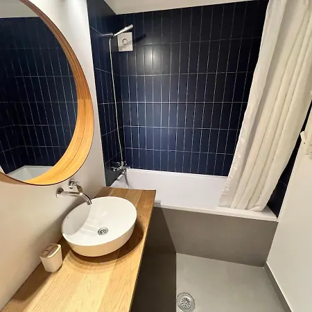 Appartement Stylish With Balcony In Center Boekarest
